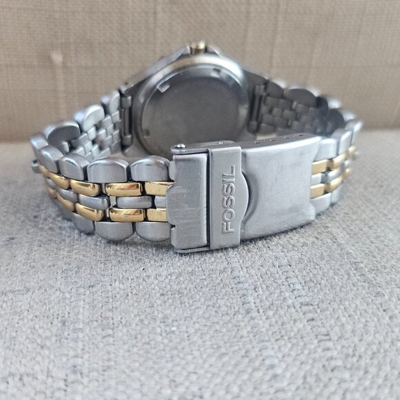 Fossil Women Wrsitwatch Crystals Accent Face Silver/Gold Tone Quartz Watch - Picture 9 of 14